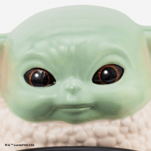 STAR Wars Baby Yoda ‘the Child’ Licensed Scentsy Element Warmer NIB RETIRED - Picture 3 of 8